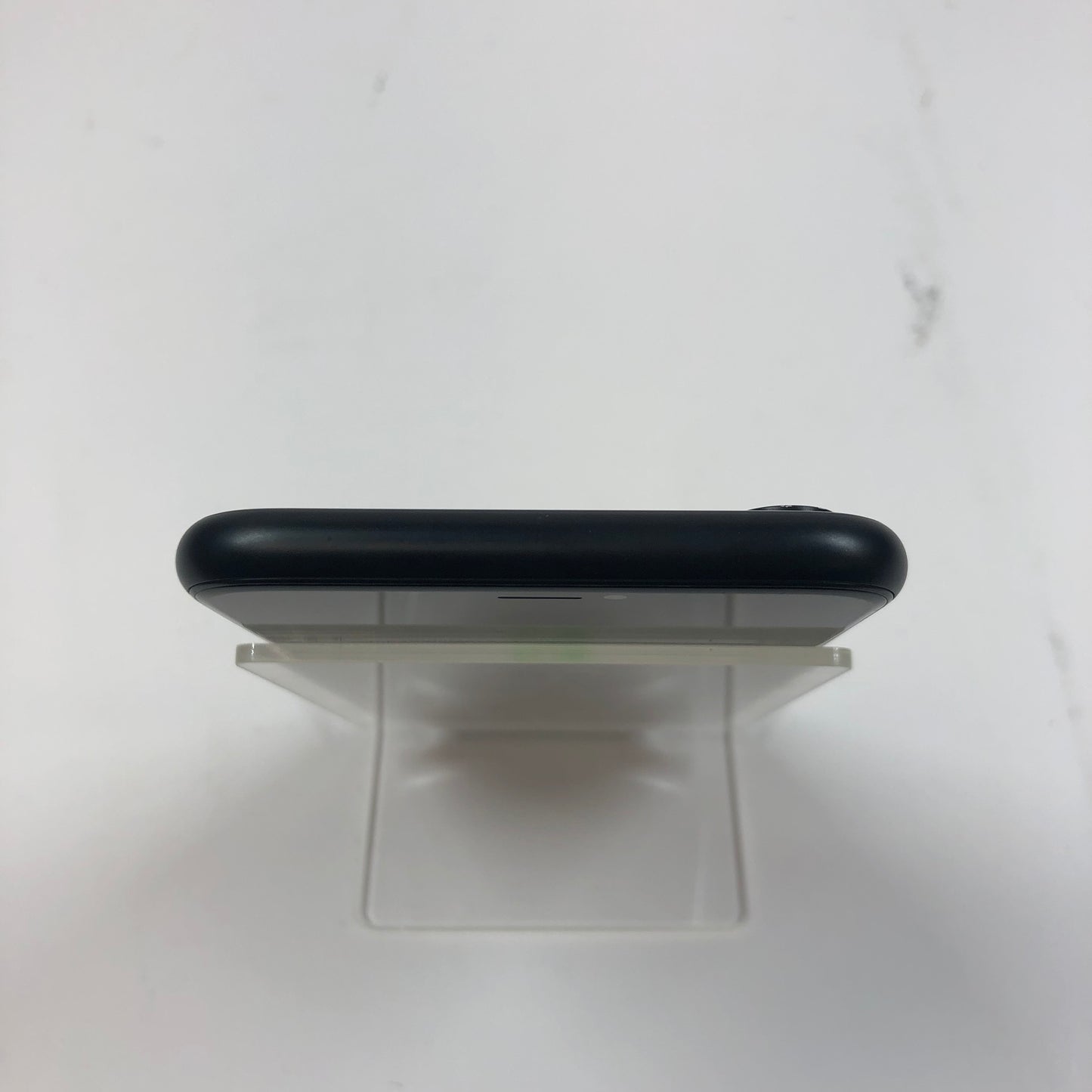 T-Mobile Apple iPhone XR 64GB 17.6.1 Black MT472LL/A