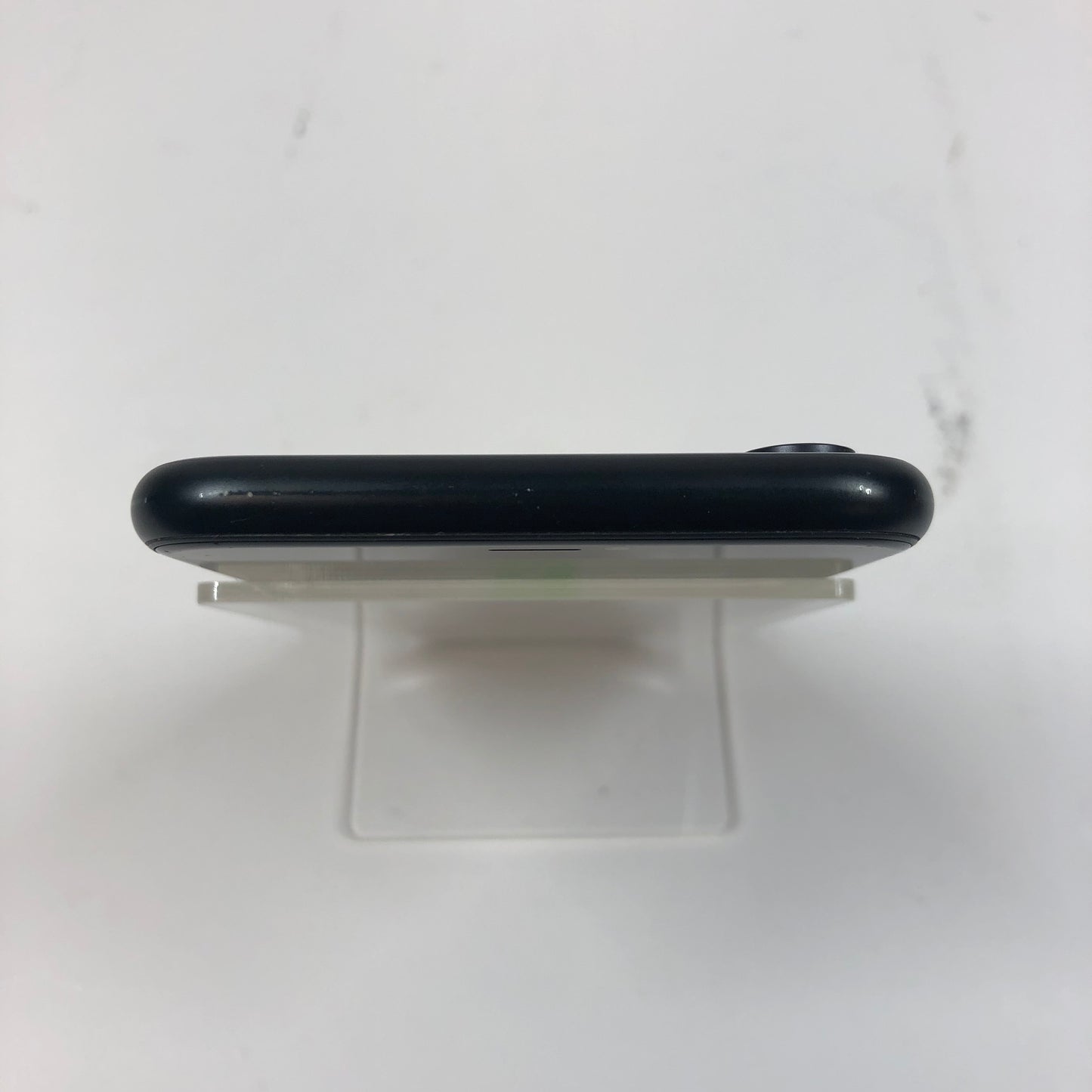 T-Mobile Apple iPhone XR 64GB 15.6.1 Black MH3Q3LL/A