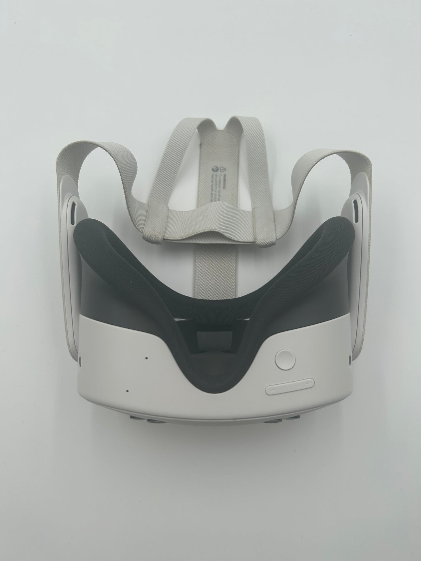Meta Quest 3S 128GB Standalone All-in-One VR Headset P97
