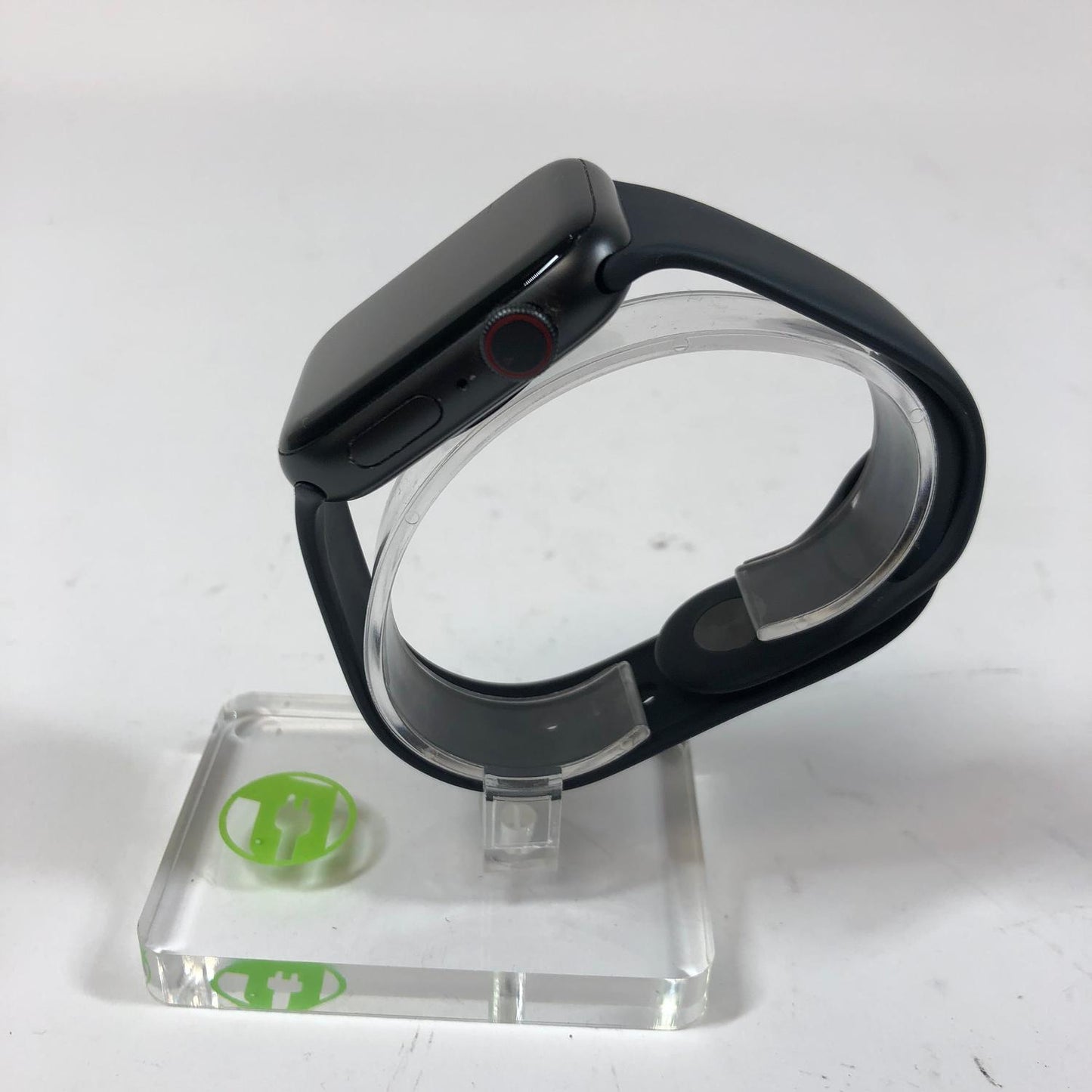 Unlocked Apple Watch SE 2nd Gen 44MM Space Gray Aluminum Black Sport Band