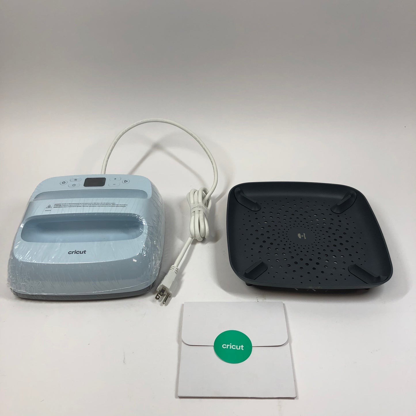 Cricut Easy Press 3 Heat Press CHP180B3